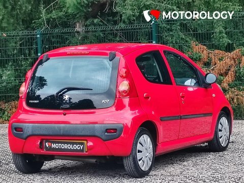 Peugeot 107 1.0 12V Urban Red #4