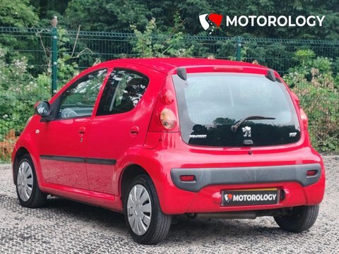 Peugeot 107 1.0 12V Urban Red #5