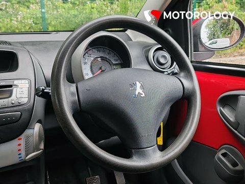Peugeot 107 Hatchback 1.0 Red #18