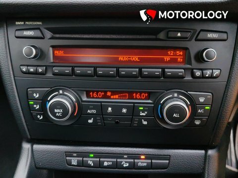BMW X1 Xdrive 18D M Sport White #25