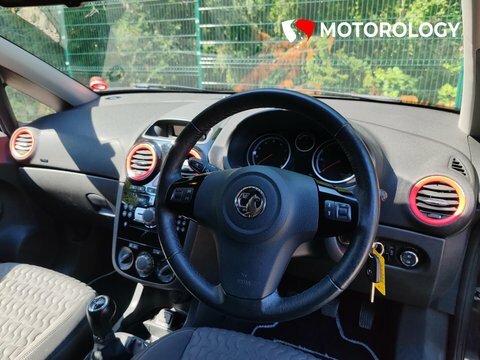 Vauxhall Corsa 1.2 16V Se Black #3