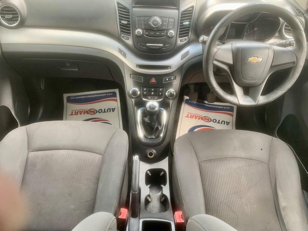 Chevrolet Orlando 1.8 Ls Black #13