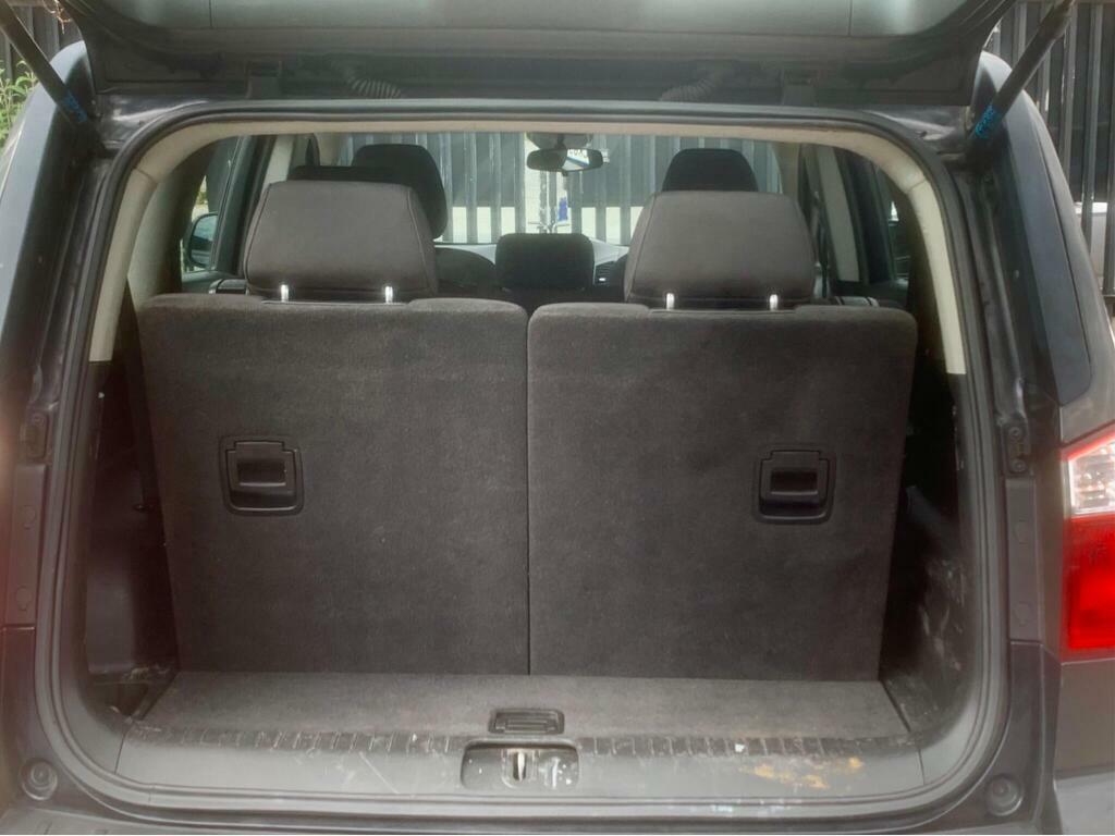 Chevrolet Orlando 1.8 Ls Black #48
