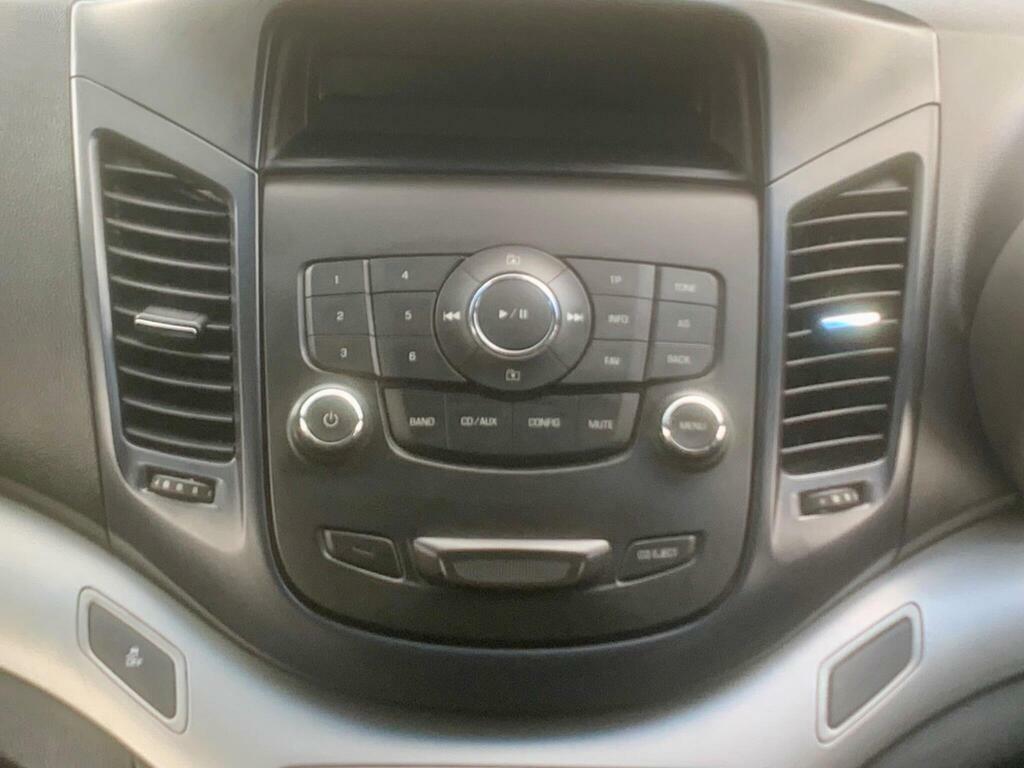 Chevrolet Orlando 1.8 Ls Black #24