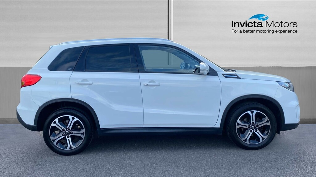 Suzuki Vitara 1.6 Sz5 White #2