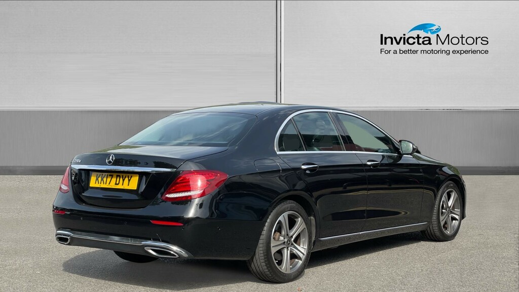 Mercedes-Benz E Class Se Premium KK17DYY Black #3