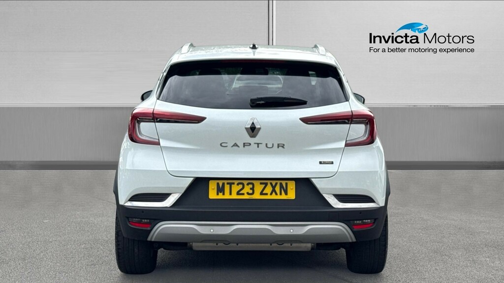 Renault Captur Techno White #4