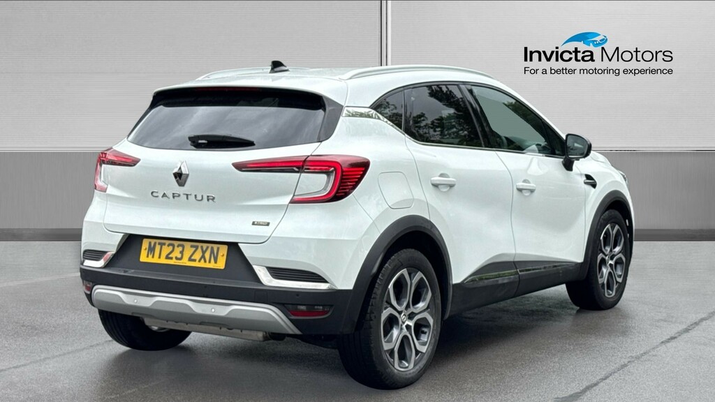 Renault Captur Techno White #3