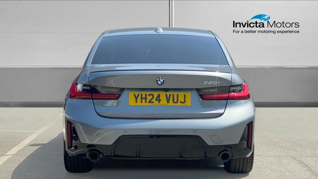 BMW 3 Series M Sport YH24VUJ Grey #4