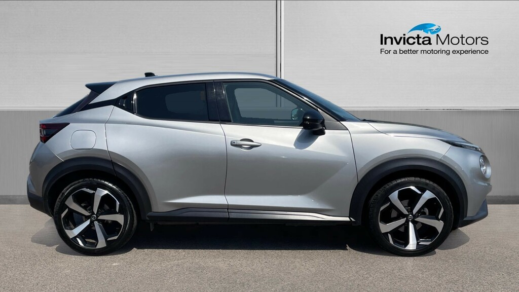 Nissan Juke Tekna Silver #2