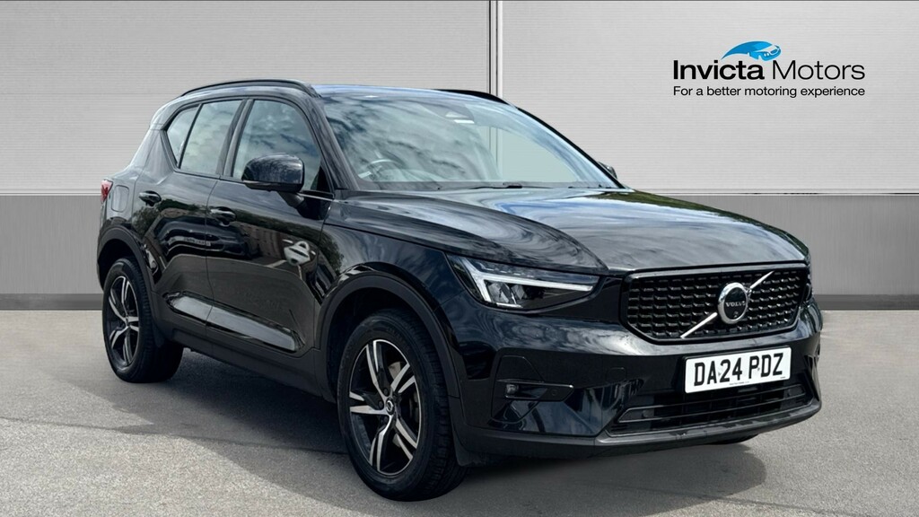 Volvo XC40 Plus Dark Black