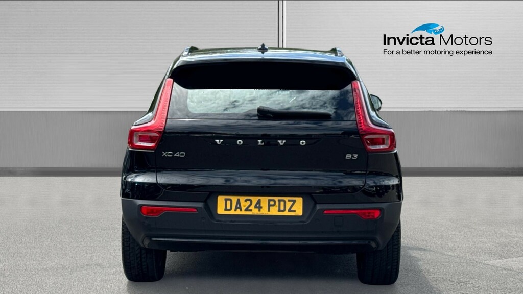 Volvo XC40 Plus Dark DA24PDZ Black #4