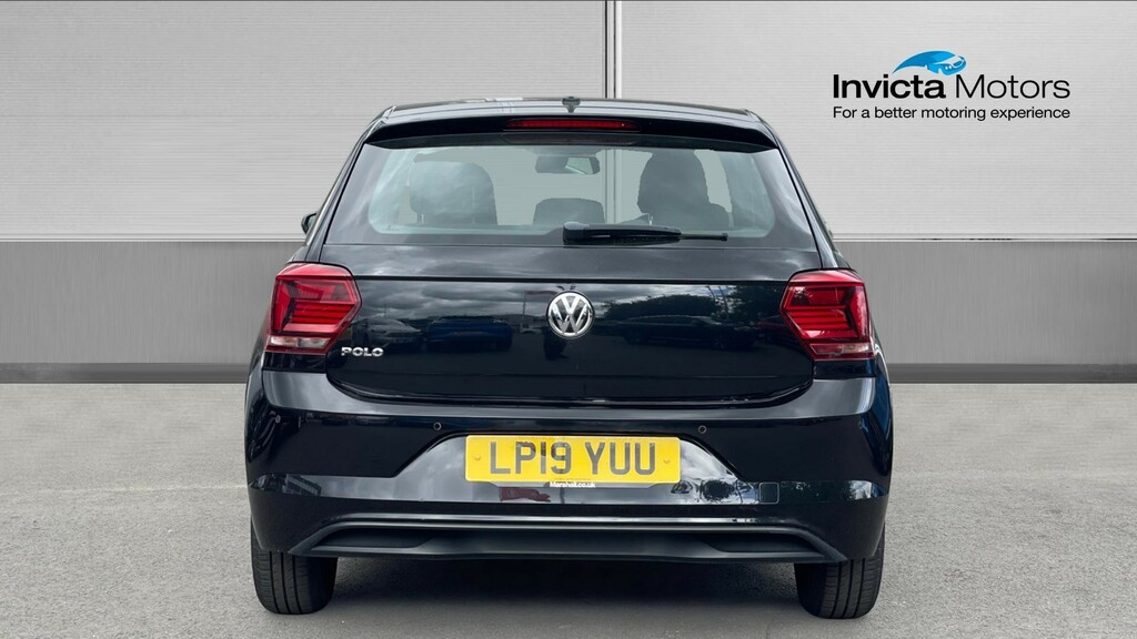 Volkswagen Polo Se Black #4