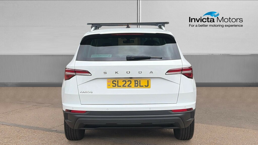 Skoda Karoq Se L SL22BLJ White #4