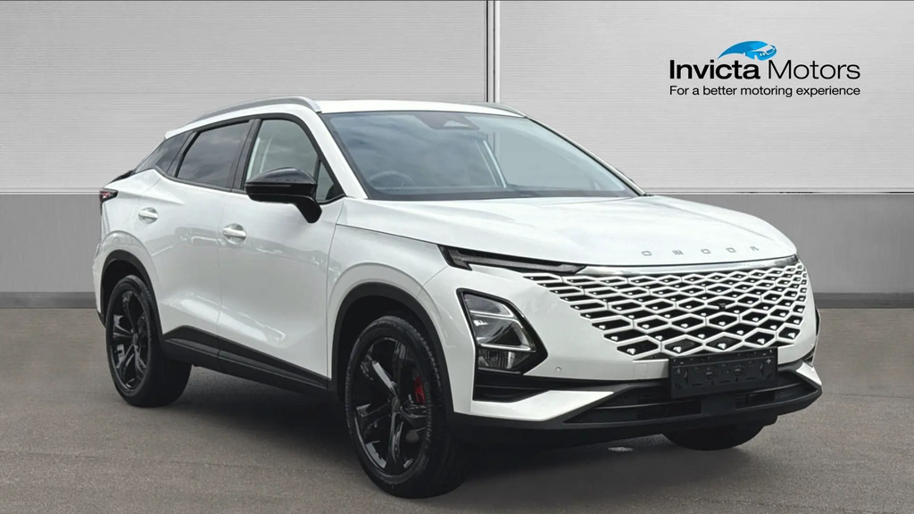 Omoda 5 Petrol Noble White