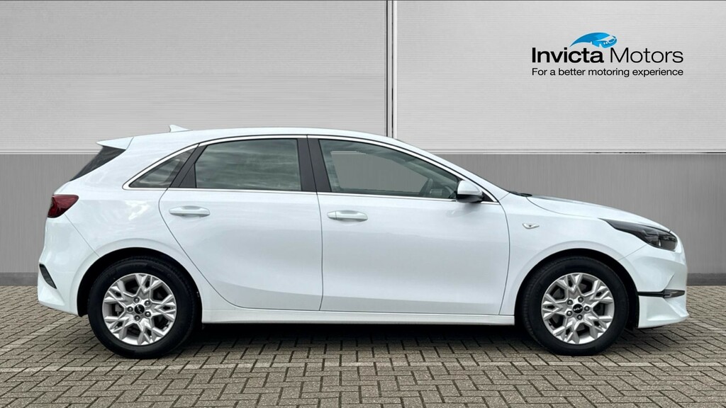Kia Ceed 2 White #2