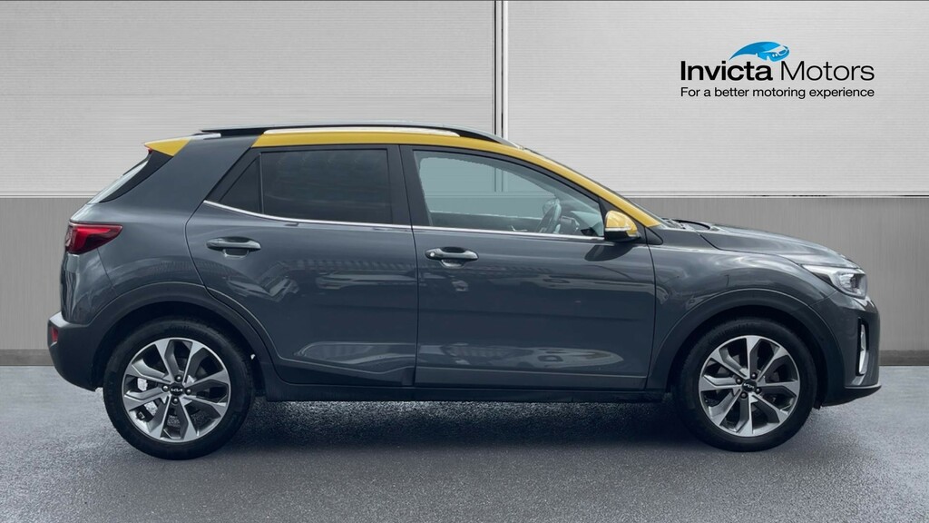 Kia Stonic Quantum Grey #2