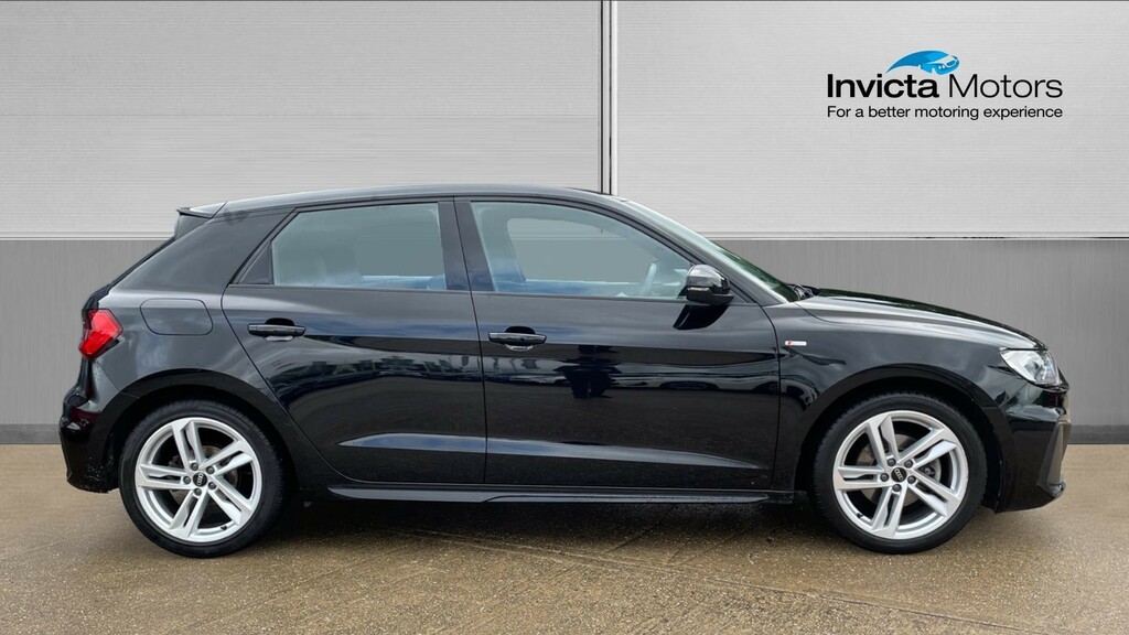 Audi A1 S Line LL22AXZ Black #2