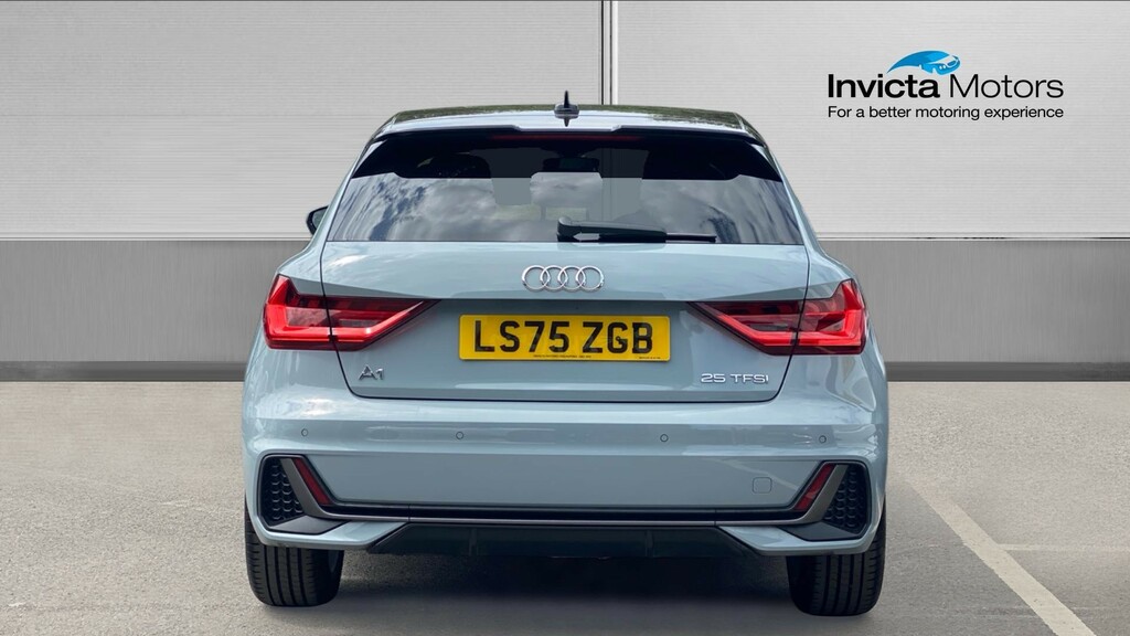 Audi A1 30 Tfsi S Line S Tronic LS75ZGB Grey #4