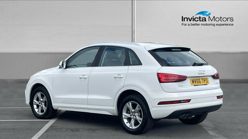 Audi Q3 Se MV66TPO White #5