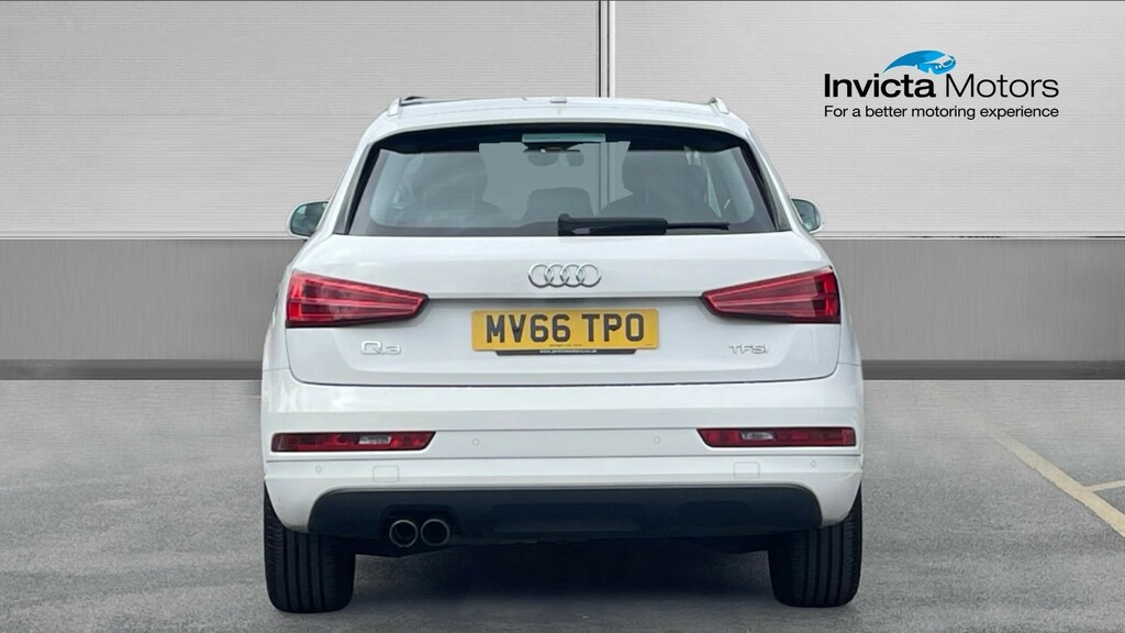 Audi Q3 Se MV66TPO White #4