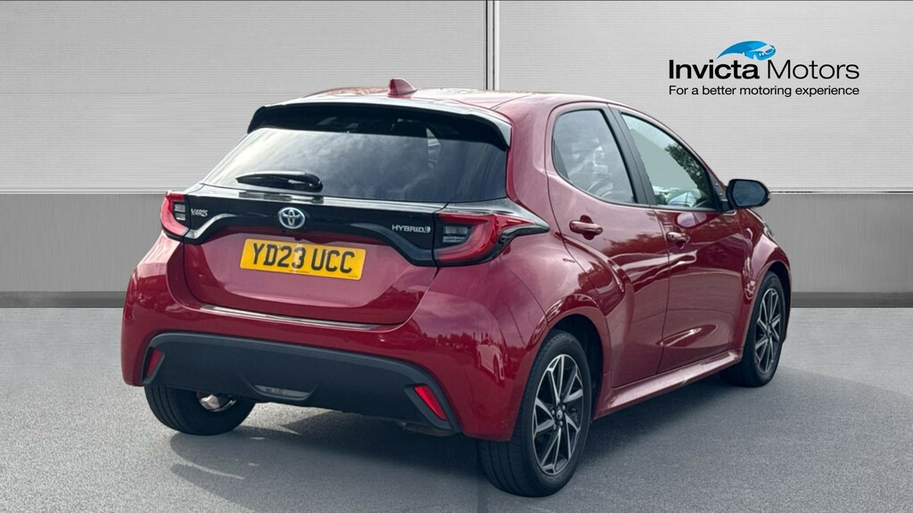 Toyota Yaris Design YD23UCC Red #3