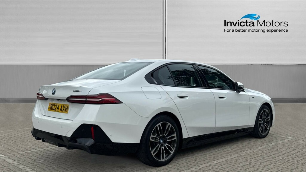 BMW i5 M Sport Pro 84Kwh RO24AXH White #3