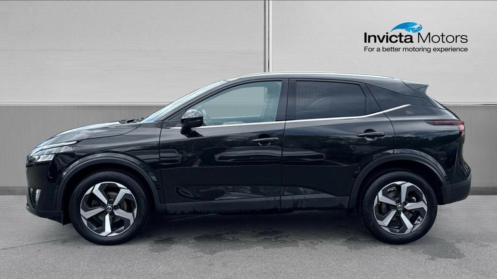 Nissan Qashqai N-connecta LV71HZL Black #6