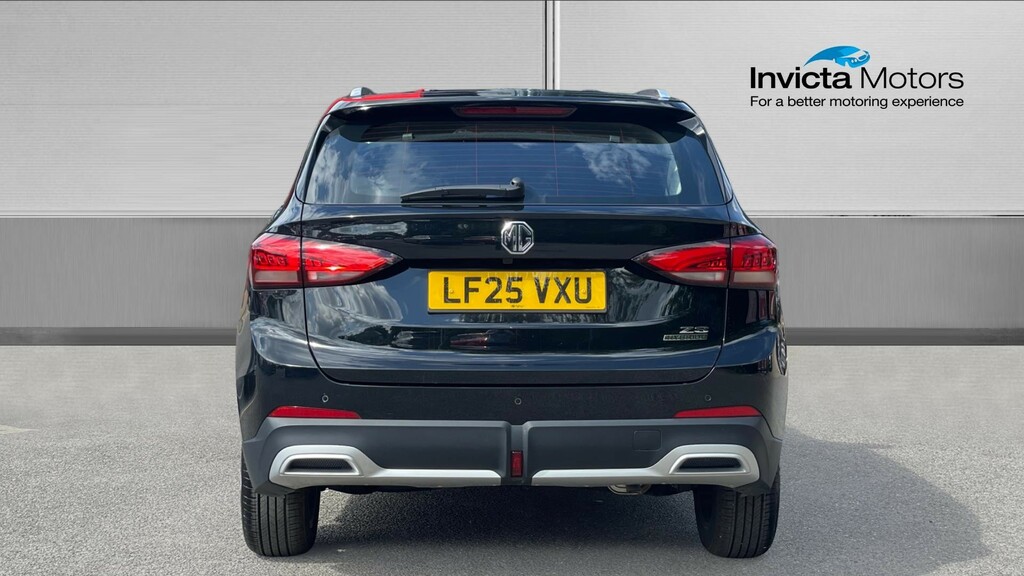 MG ZS Se Black #4