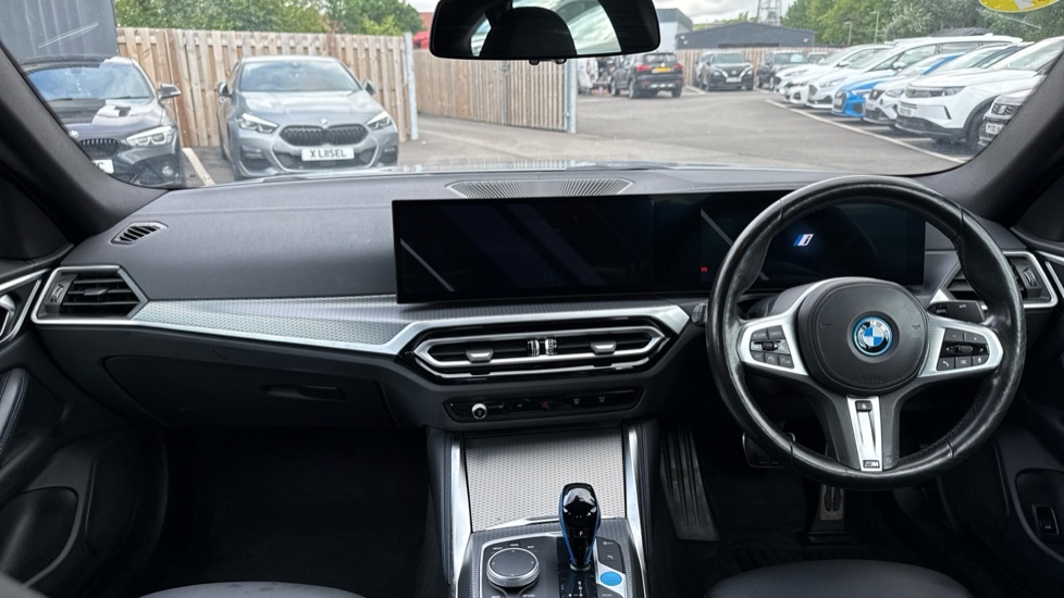BMW i4 40 M Sport Grey #11
