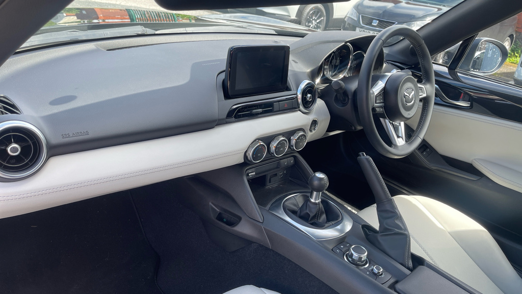 Mazda MX-5 RF 1.5 Skyactiv G Exclusive Line Convertible Petr Blue #10