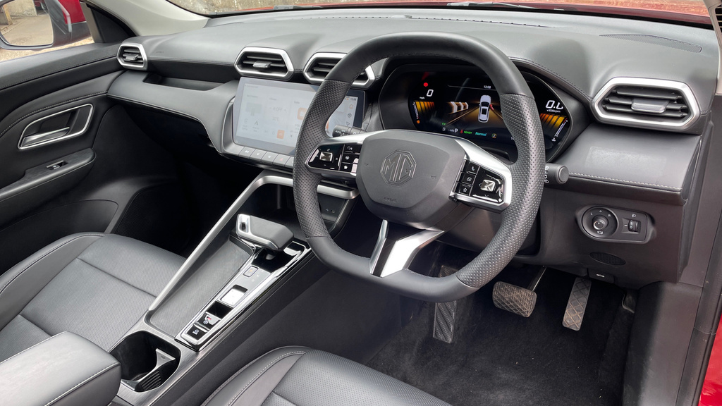 MG ZS Trophy Red #9