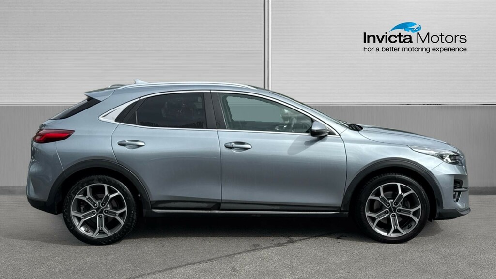Kia Xceed 3 Silver #2