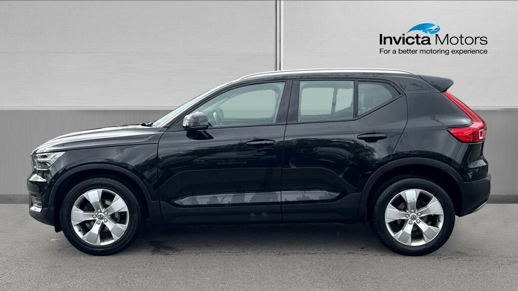 Volvo XC40 Suv Black #6