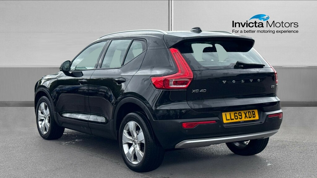 Volvo XC40 Suv Black #5