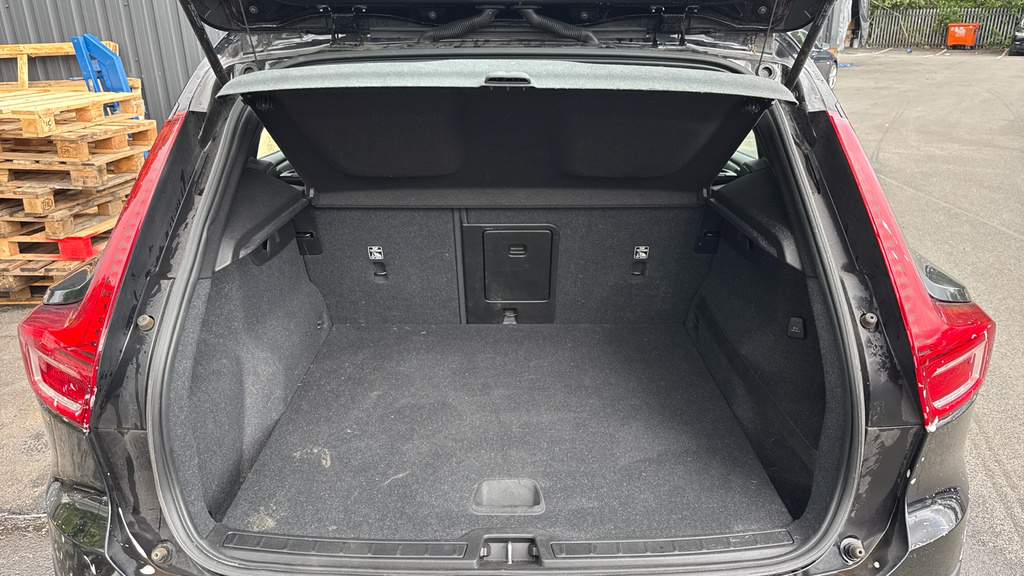 Volvo XC40 T4 Awd Inscription Pro Silver #15