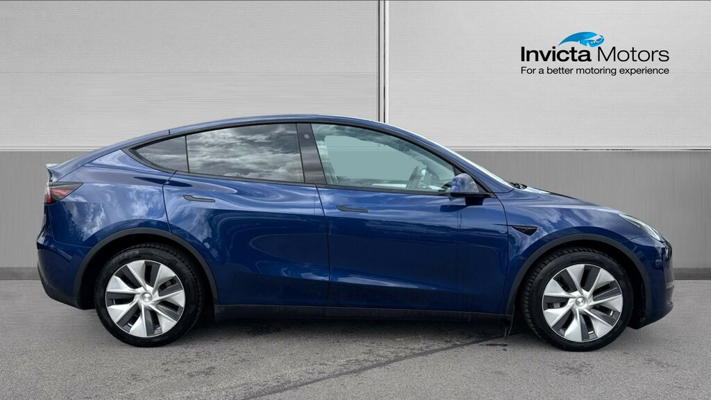 Tesla Model Y Long Range Awd Blue #2