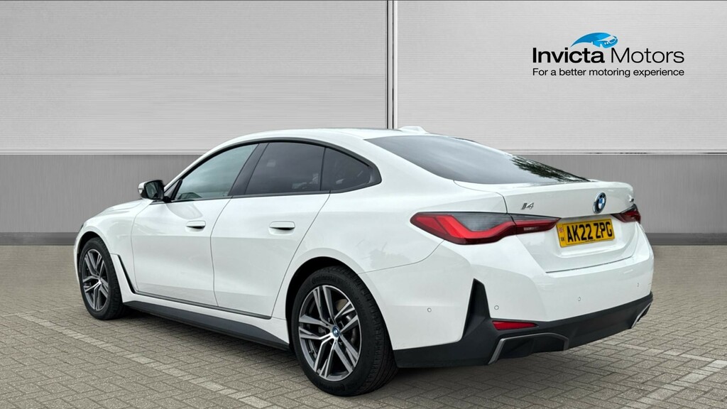 BMW i4 Sport White #5