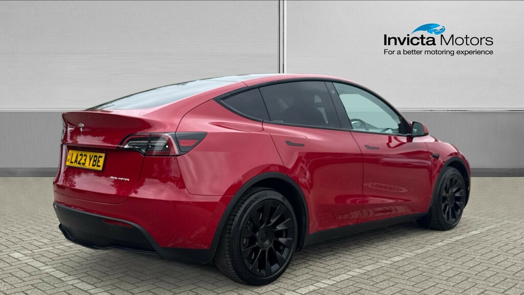 Tesla Model Y Long Range Awd LA23YBE Red #3