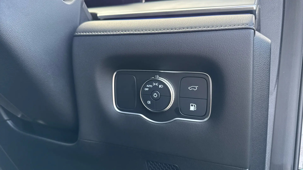 Chery Tiggo 8 1.5T Phev Summit Dht 2026 Grey #26