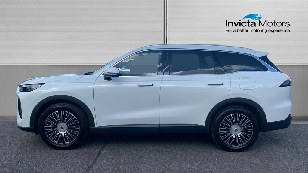 Chery Tiggo 9 1.5T Phev Summit Dht Awd White #6