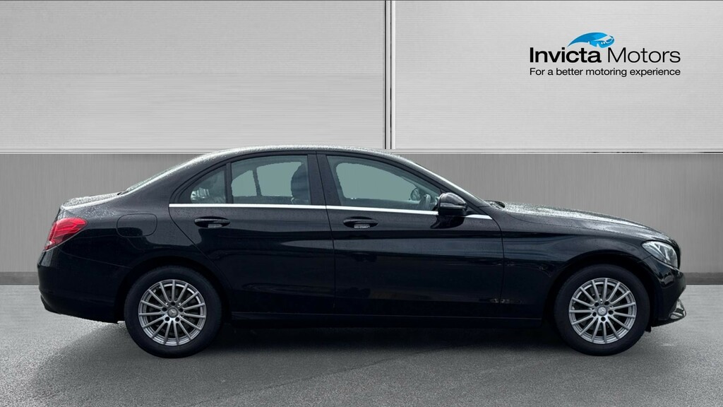 Mercedes-Benz C Class Se Black #2