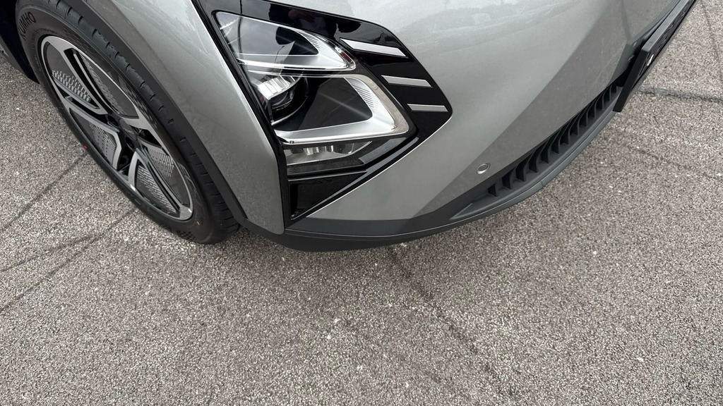Omoda E5 155Kw Knight 61Kwh Silver #22