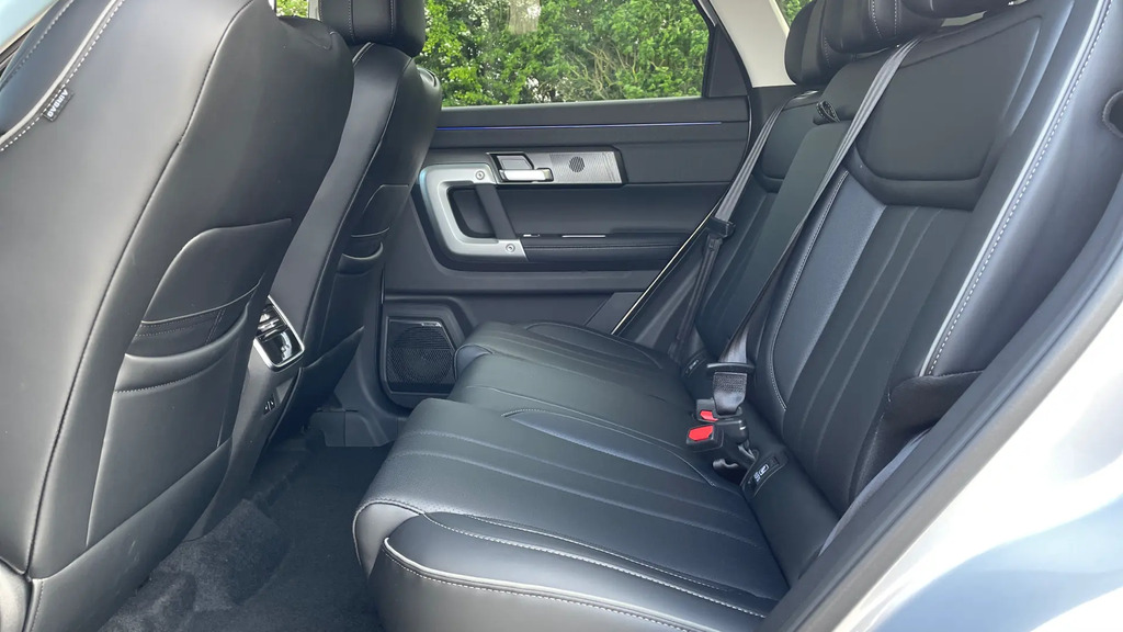 JAECOO 7 1.5T Shs Luxury Estate Black #13