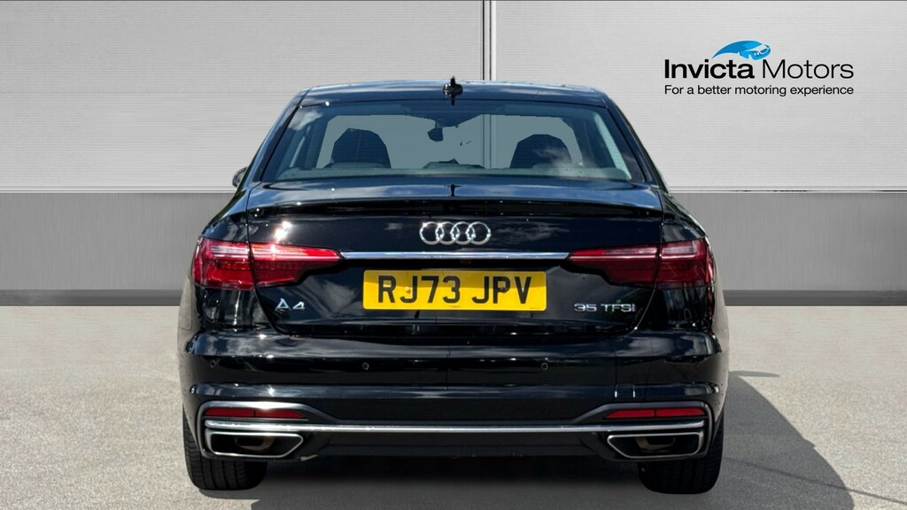 Audi A4 Sport Black #4