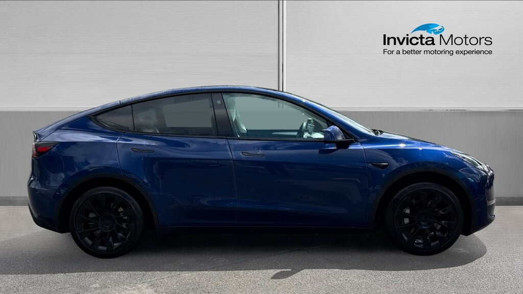 Tesla Model Y Long Range Awd Blue #2