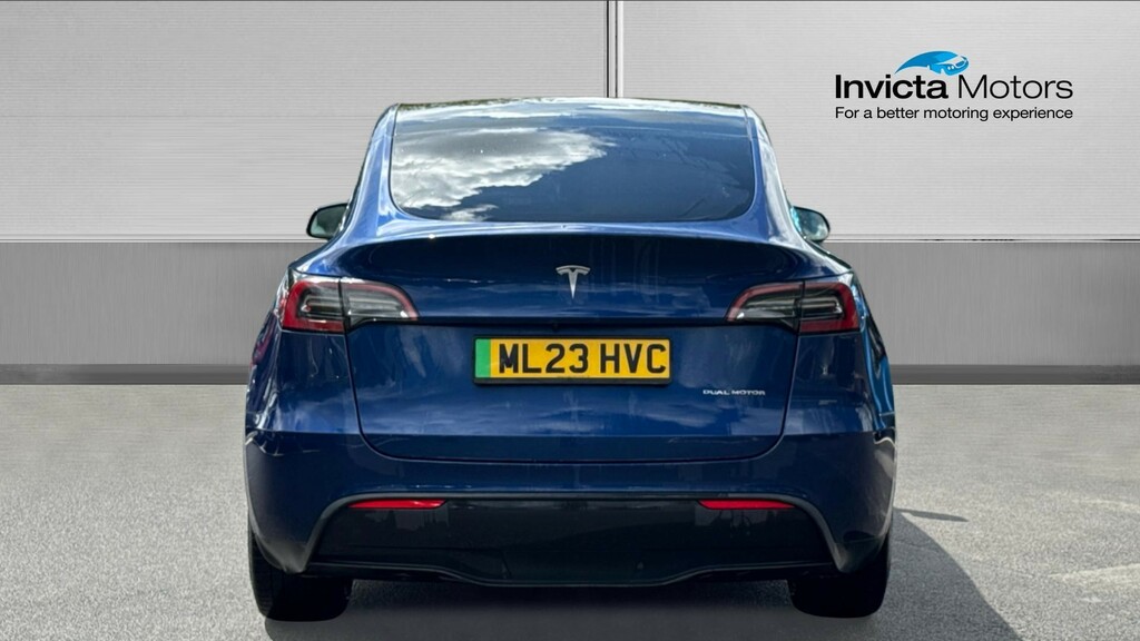 Tesla Model Y Long Range Awd Blue #4
