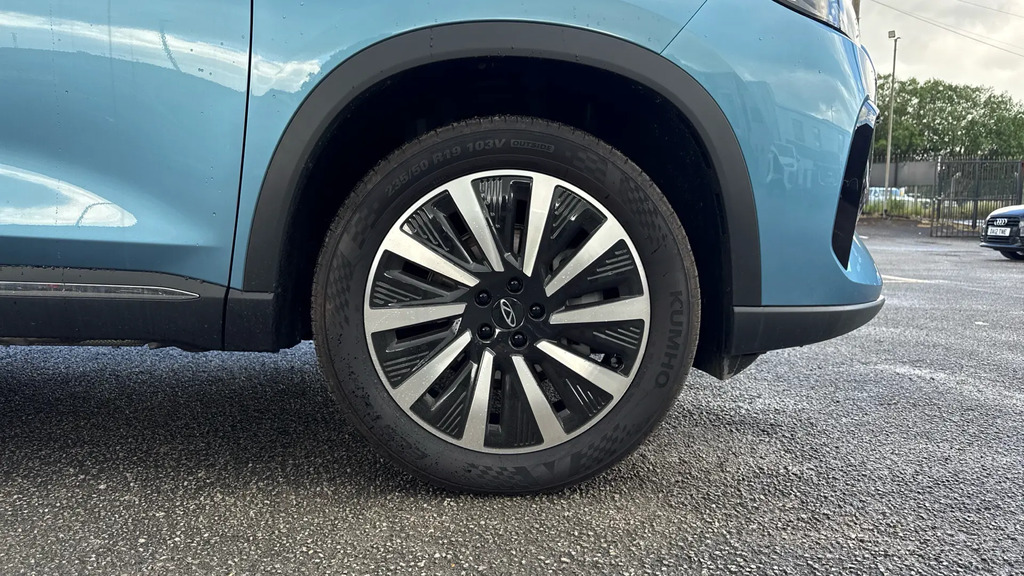 Chery Tiggo 8 1.5T Phev Aspire Dht Black #18