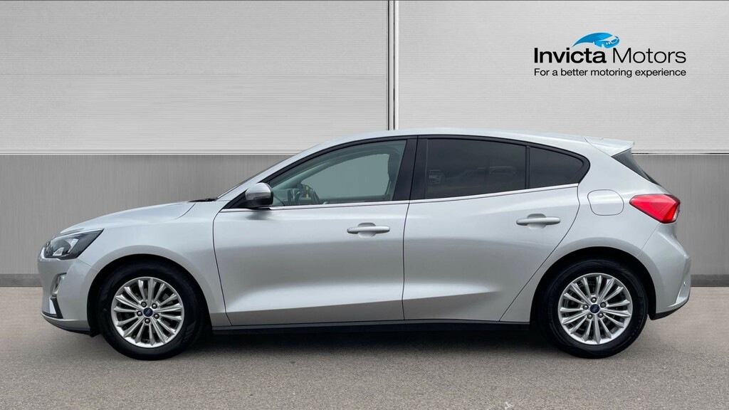 Ford Focus Titanium Silver #6