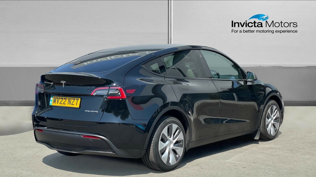 Tesla Model Y Long Range Awd MV22NZT Black #3
